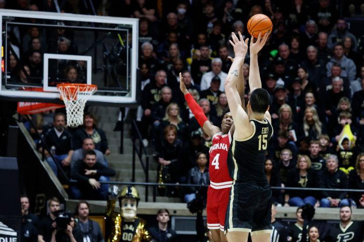 Three-Point Troublemaker