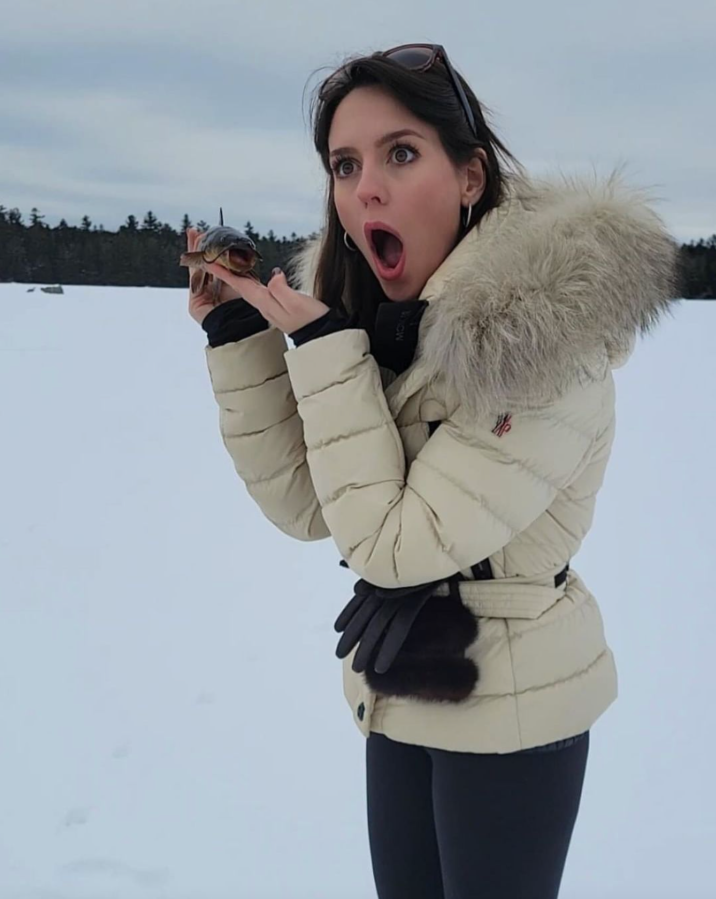 15 Photos of Bill Belichick's 24 year-old Girlfriend, Jordan Mason