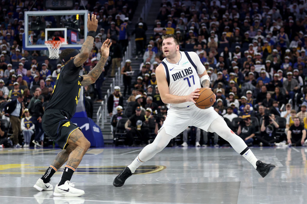 Dallas Mavericks v Golden State Warriors - Emirates NBA Cup