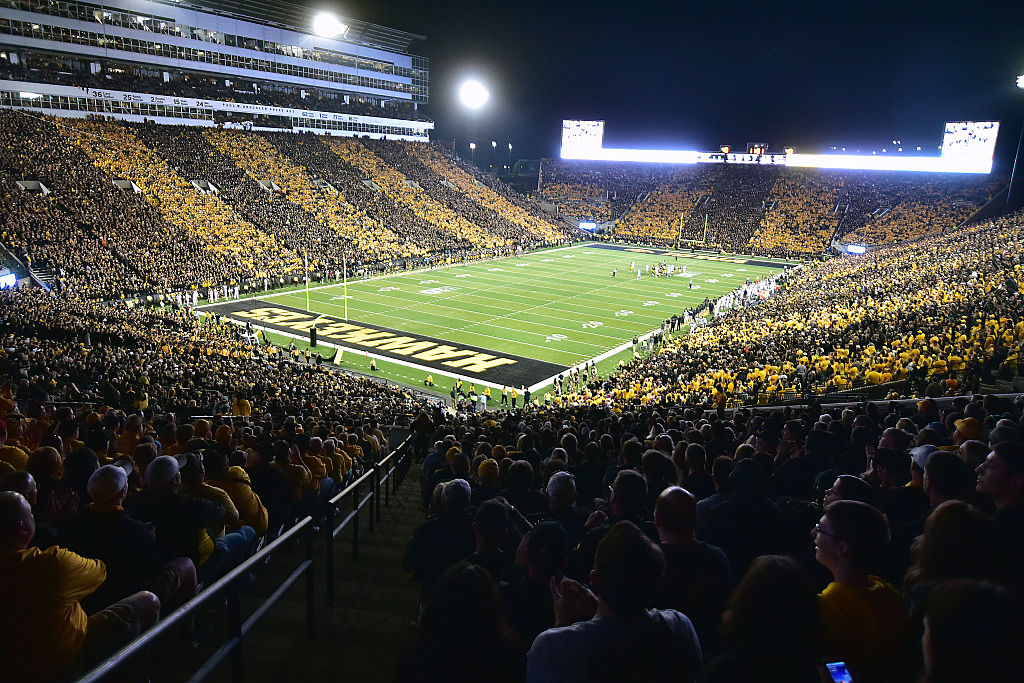NCAA FOOTBALL: SEP 19 Pitt at Iowa