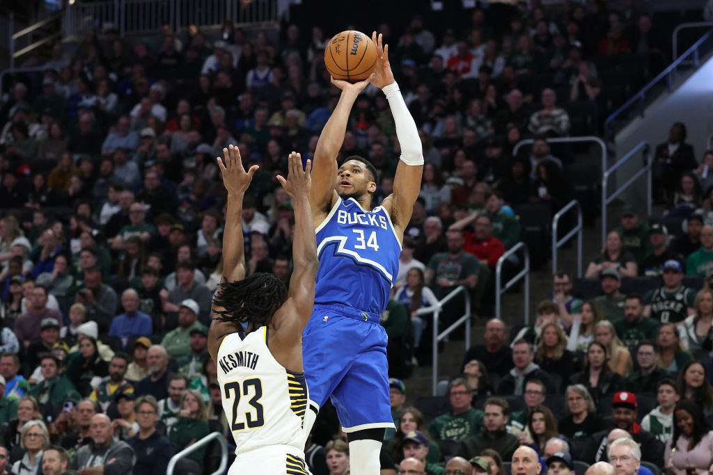 Indiana Pacers v Milwaukee Bucks