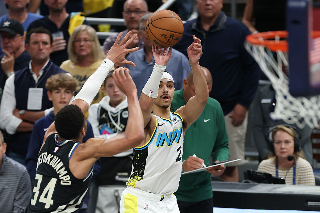 Milwaukee Bucks v Indiana Pacers - Game Two