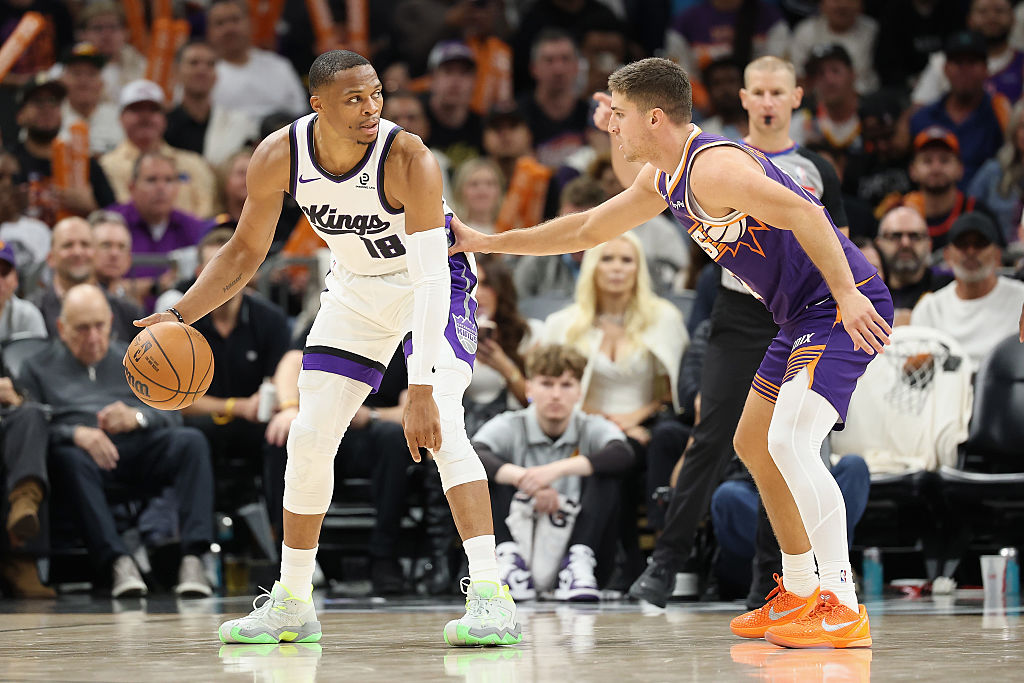 Sacramento Kings v Phoenix Suns