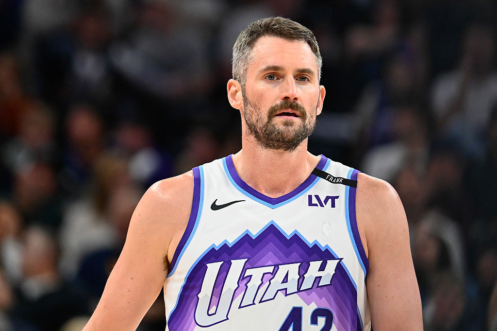 Dallas Mavericks v Utah Jazz