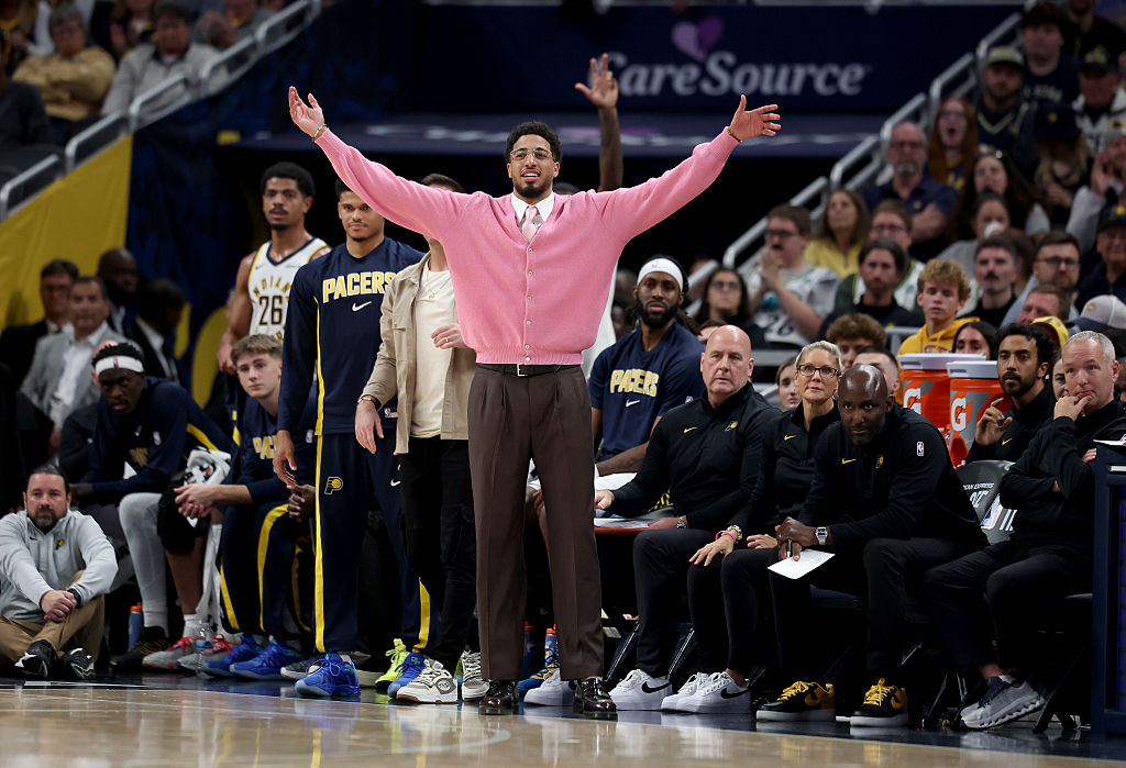 Oklahoma City Thunder v Indiana Pacers