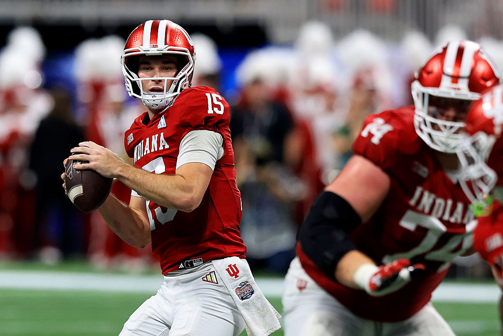 COLLEGE FOOTBALL: JAN 09 College Football Playoff Semifinal at the Chick-fil-A Peach Bowl Indiana vs Oregon
